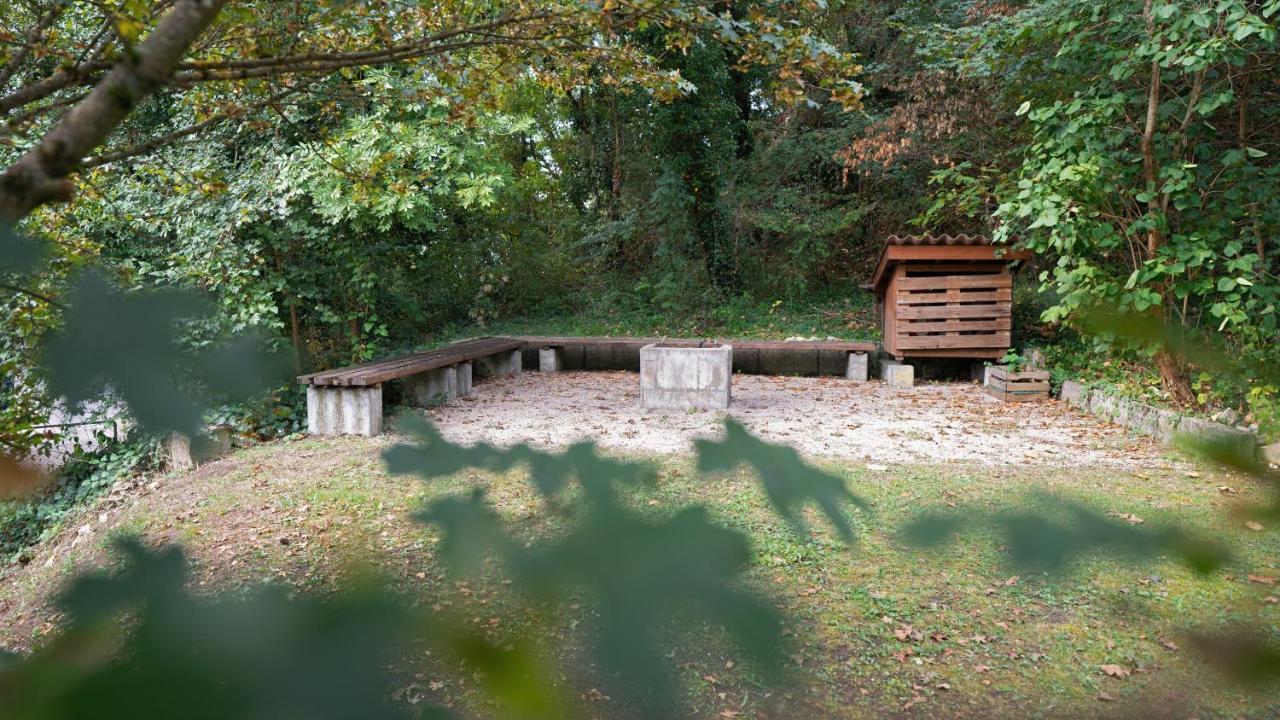 Delémont Youth Hostel Buitenkant foto